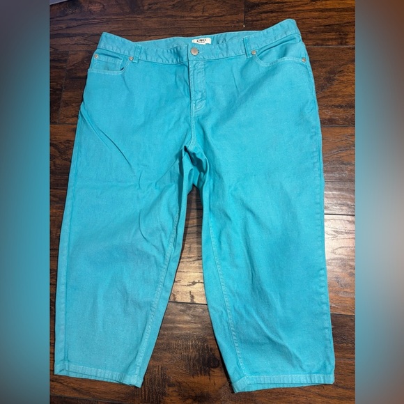 Women’s Cato Plus size capris jeans - Picture 1 of 8